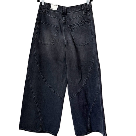 Free People Chilled Vibes Dropped Wide Leg Jeans in Lightening Black NWT - Picture 7 of 7